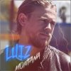 PicsArt_10-10-11.12.19.jpg